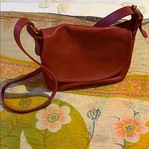 Red Coach #4150 Leather Saddle Flap Vintage Purse